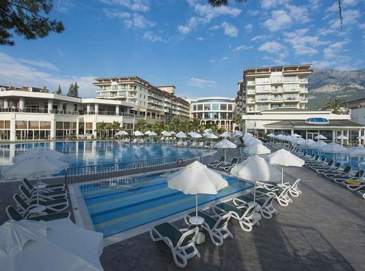 Akra Kemer 5*