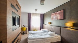 Lux Divina 3*, Brașov